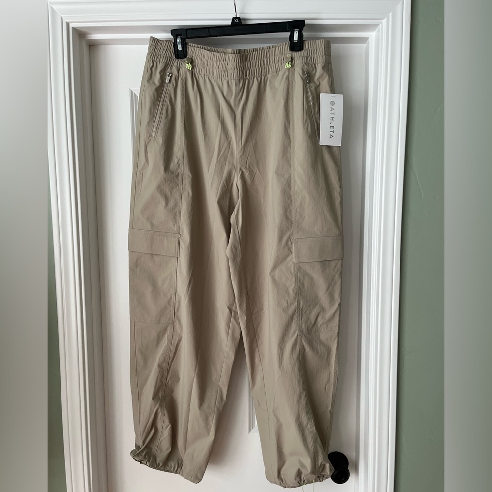 Athleta Light khaki Cargo Pants